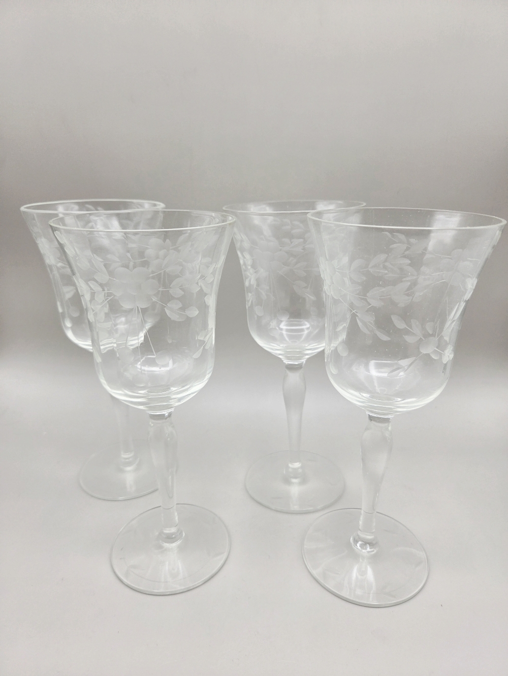 Etched Clear Floral Crystal Wine Glasses  (Set of 4)